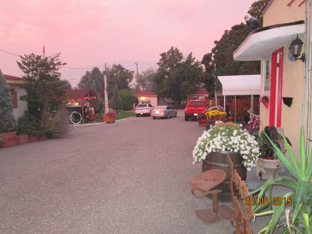 Tel-A-Friend Motel Βερνόν Εξωτερικό φωτογραφία